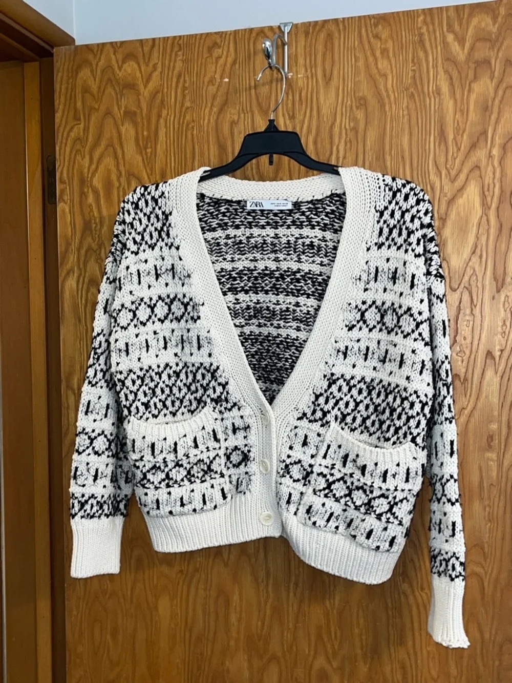 Zara Black & Cream Knit Patterned V-Neck Cardigan